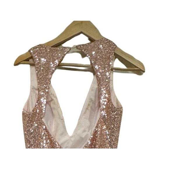 Rose Gold sequin dress - Picture 3 of 10